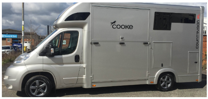 cooke-countryman-xl-horsebox-for-sale-cheshire-metallic-paint
