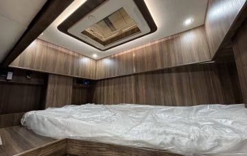 26 tonne horsebox bed