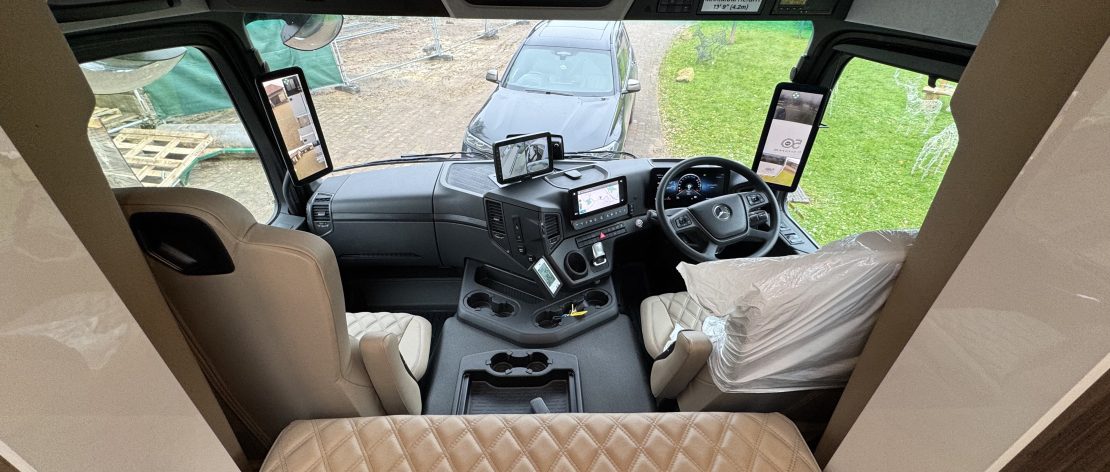 26 tonne horsebox cab