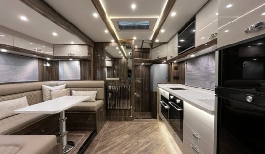 26 tonne horsebox luxury interior photo