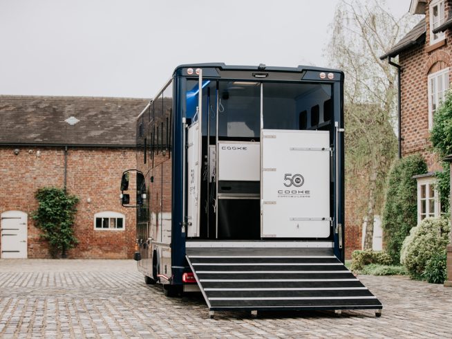 7.5  TONNE BESPOKE HORSEBOX FOR SALE – MADE TO ORDER