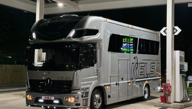 12 tonne horsebox