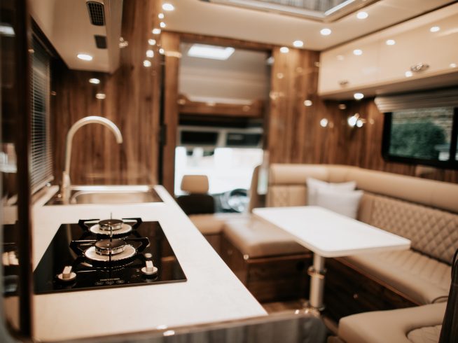 7.5  TONNE BESPOKE HORSEBOX FOR SALE – MADE TO ORDER