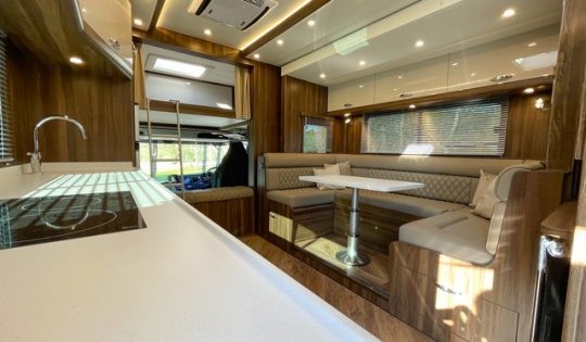 18 tonne horsebox kitchen and living area