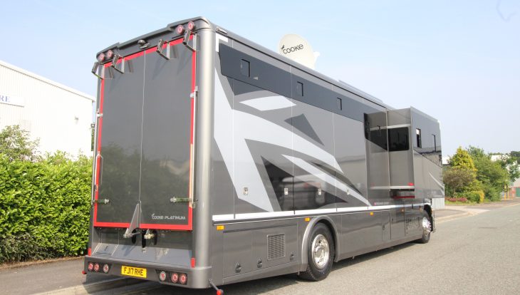 18 tonne horsebox platinum rear exterior