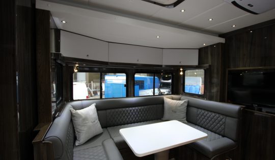 18 tonne horsebox platinum living area sofa