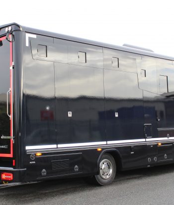 12 tonne horsebox premier black side view