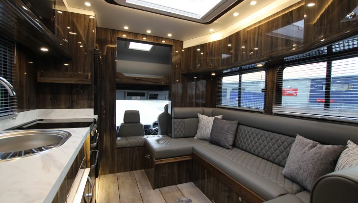 12 tonne horsebox premier black living area