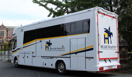 14 tonne horsebox premier rear view