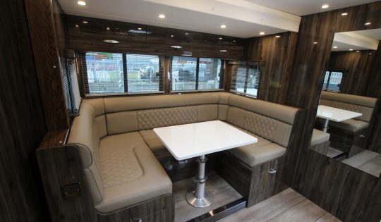 14 tonne horsebox premier living area