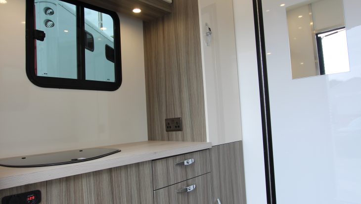 4.5 tonne horsebox kitchen area