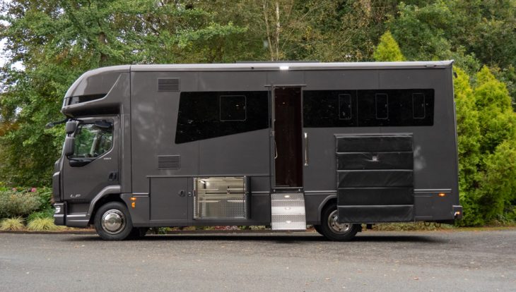 7.5 tonne horsebox side padding and storage