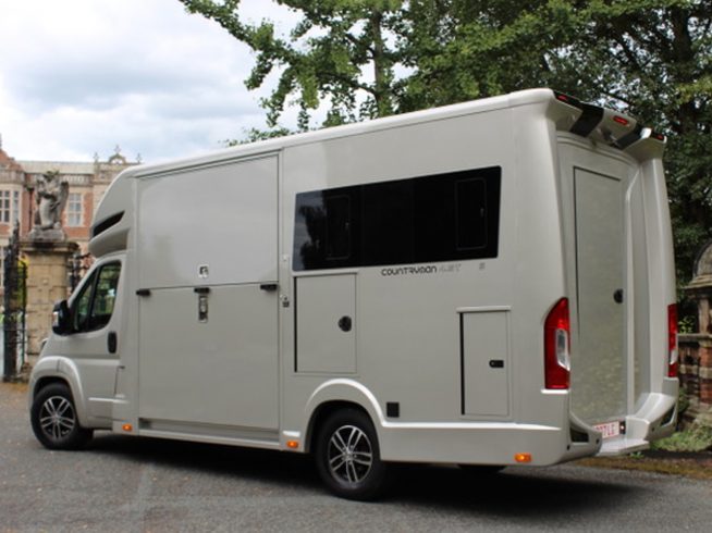 4.5 TONNE BESPOKE HORSEBOX FOR SALE – MADE TO ORDER