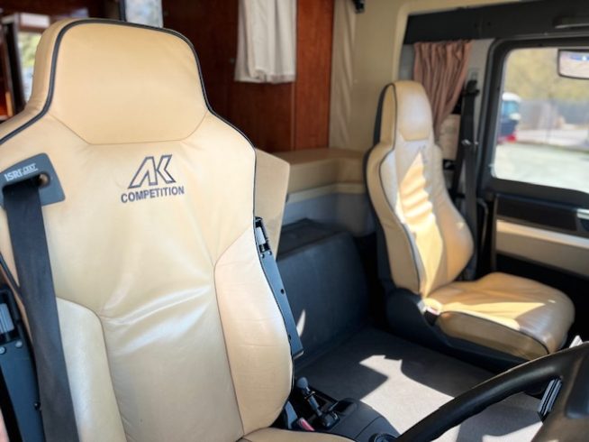 26T AKX (STEPHEX) MAN TGX 26-360 AUTO – 7 STALL HORSEBOX