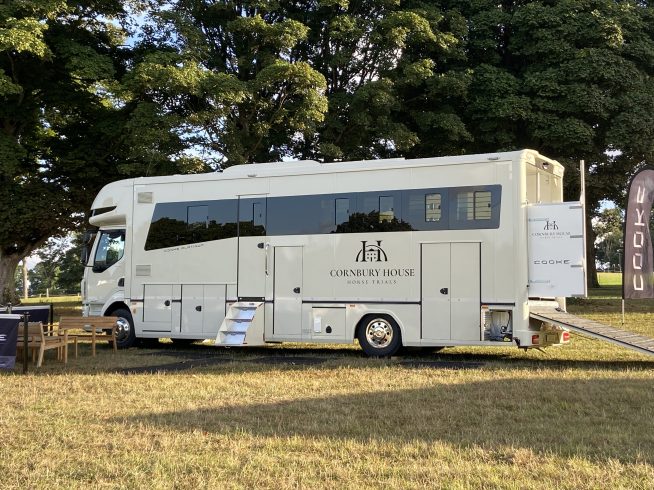 2022 16t COOKE PLATINUM 4 HORSE