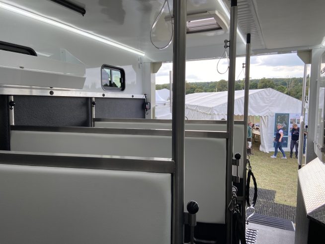 2022 16t COOKE PLATINUM 4 HORSE