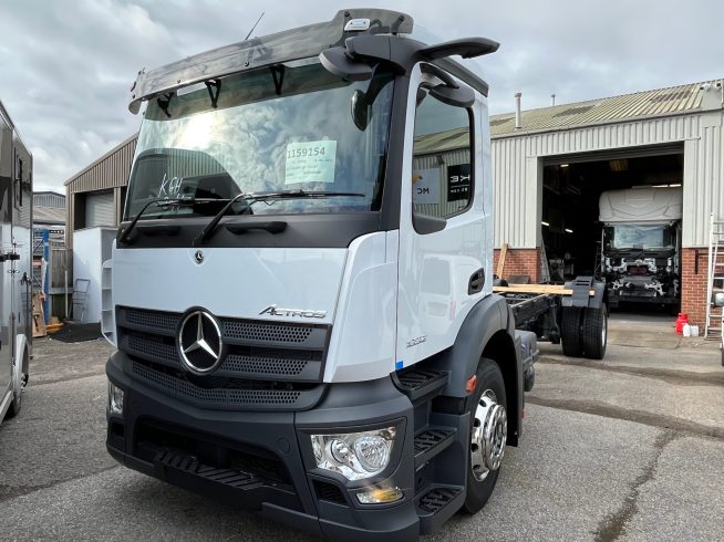18t Mercedes Actros 1832