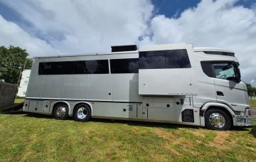 scania 500s chassis cab for custom build