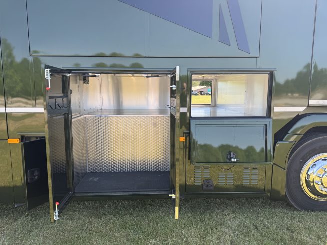 18t Empire Ultimate 5 Horsebox – Scania P320 Auto