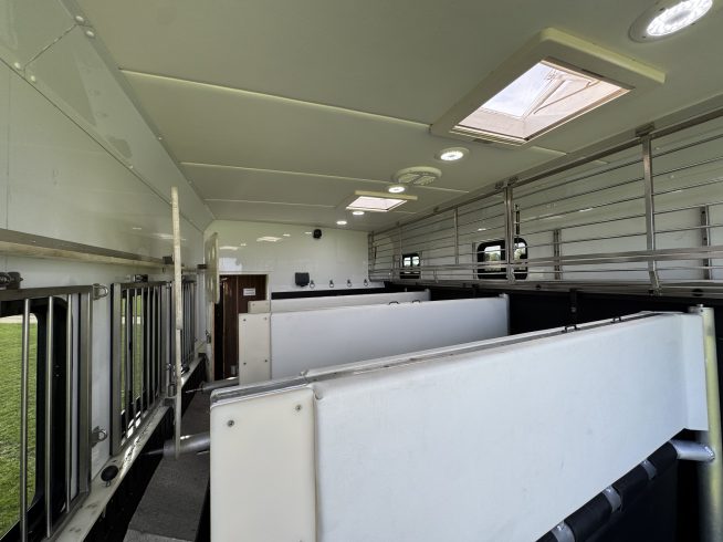 18T COOKE PLATINUM