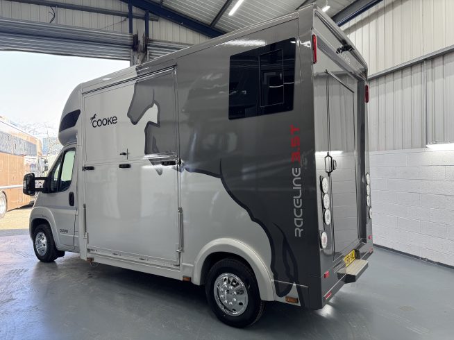 3.5t Cooke Raceline – Stallion